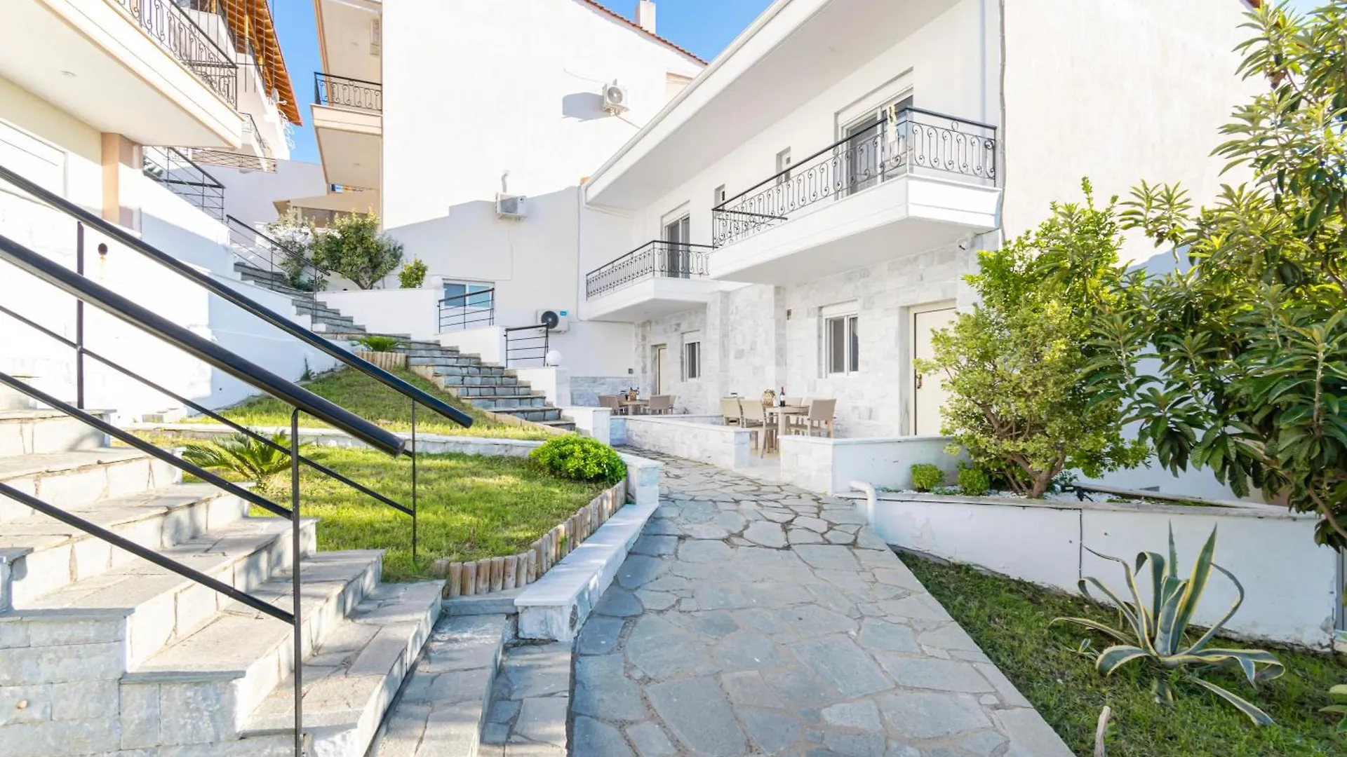 Crystal House 2 Apartment Neos Marmaras