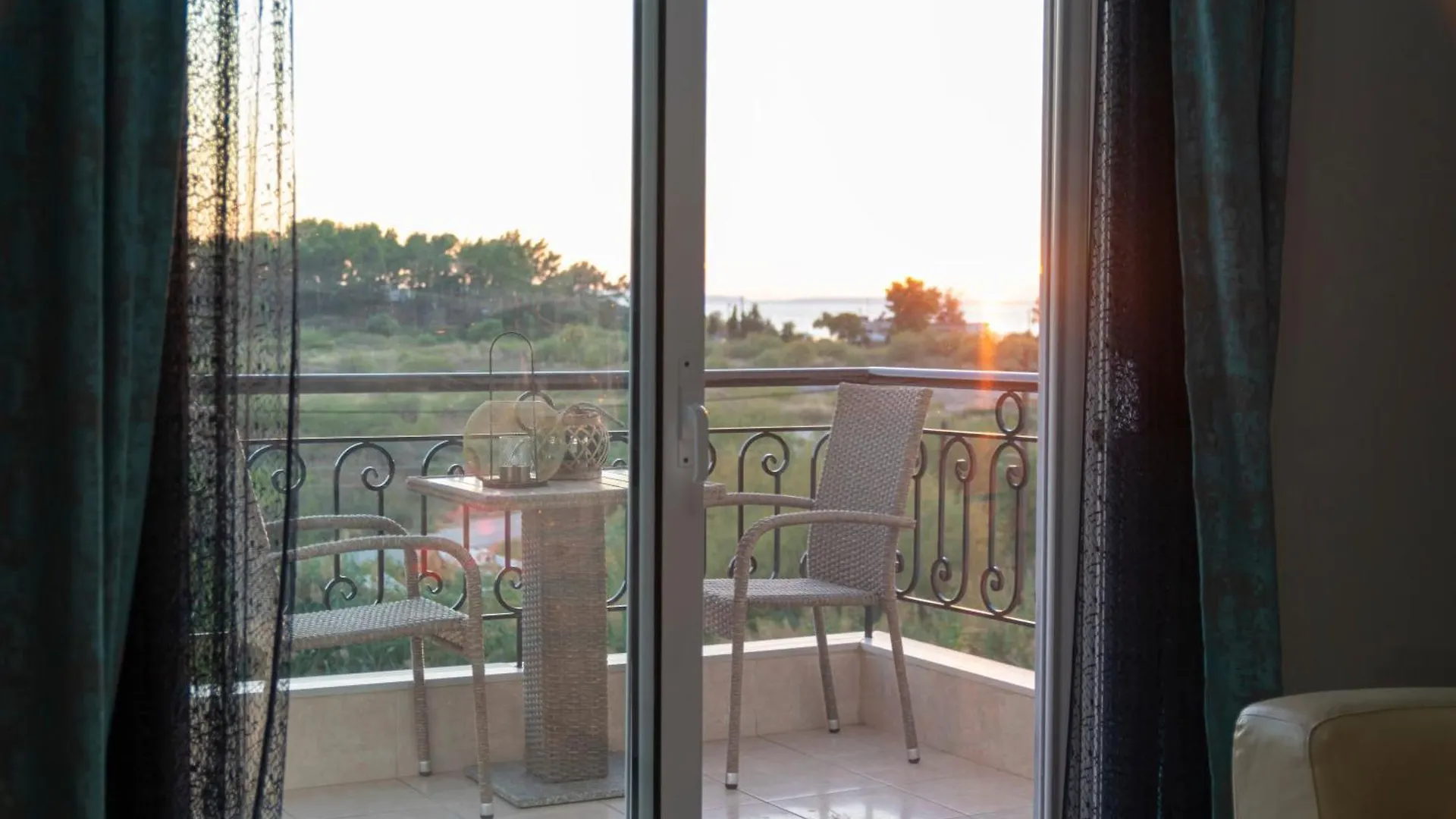 Crystal House 2 Apartment Neos Marmaras 0*,  Greece