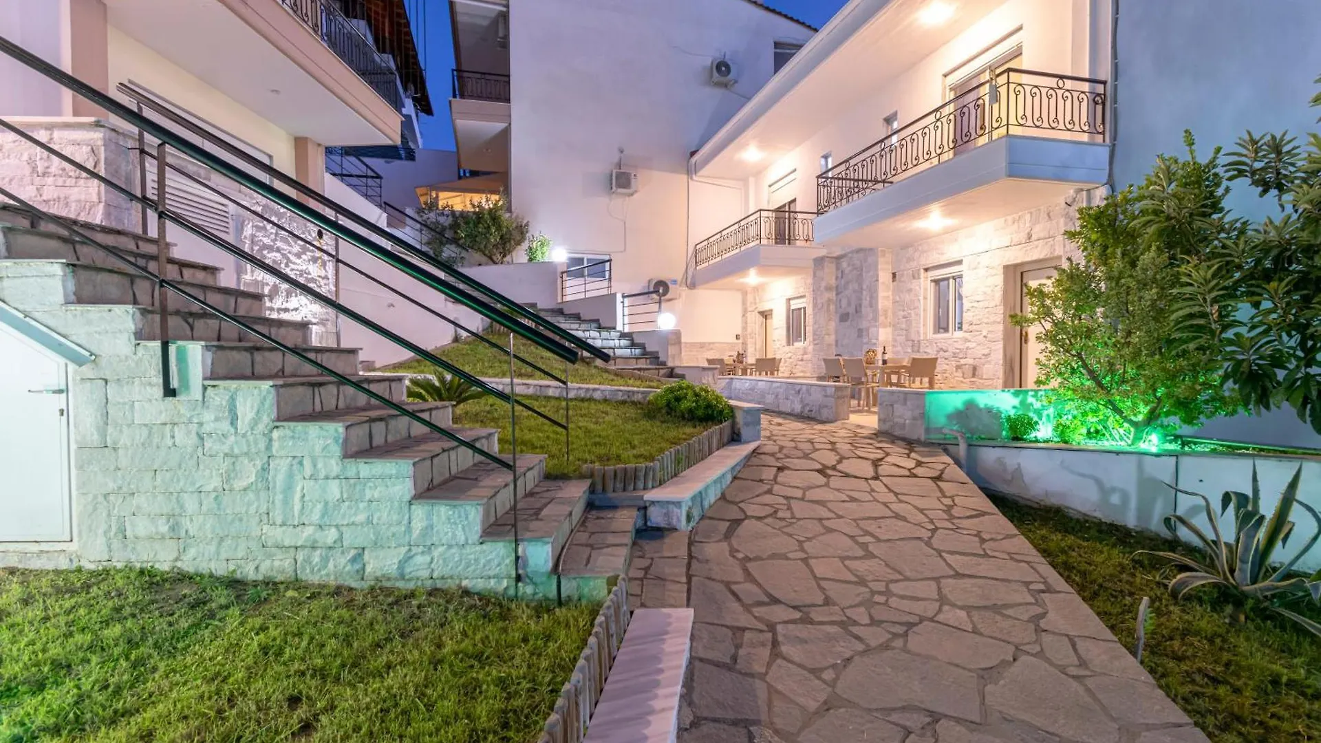 Crystal House 2 Apartment Neos Marmaras Greece